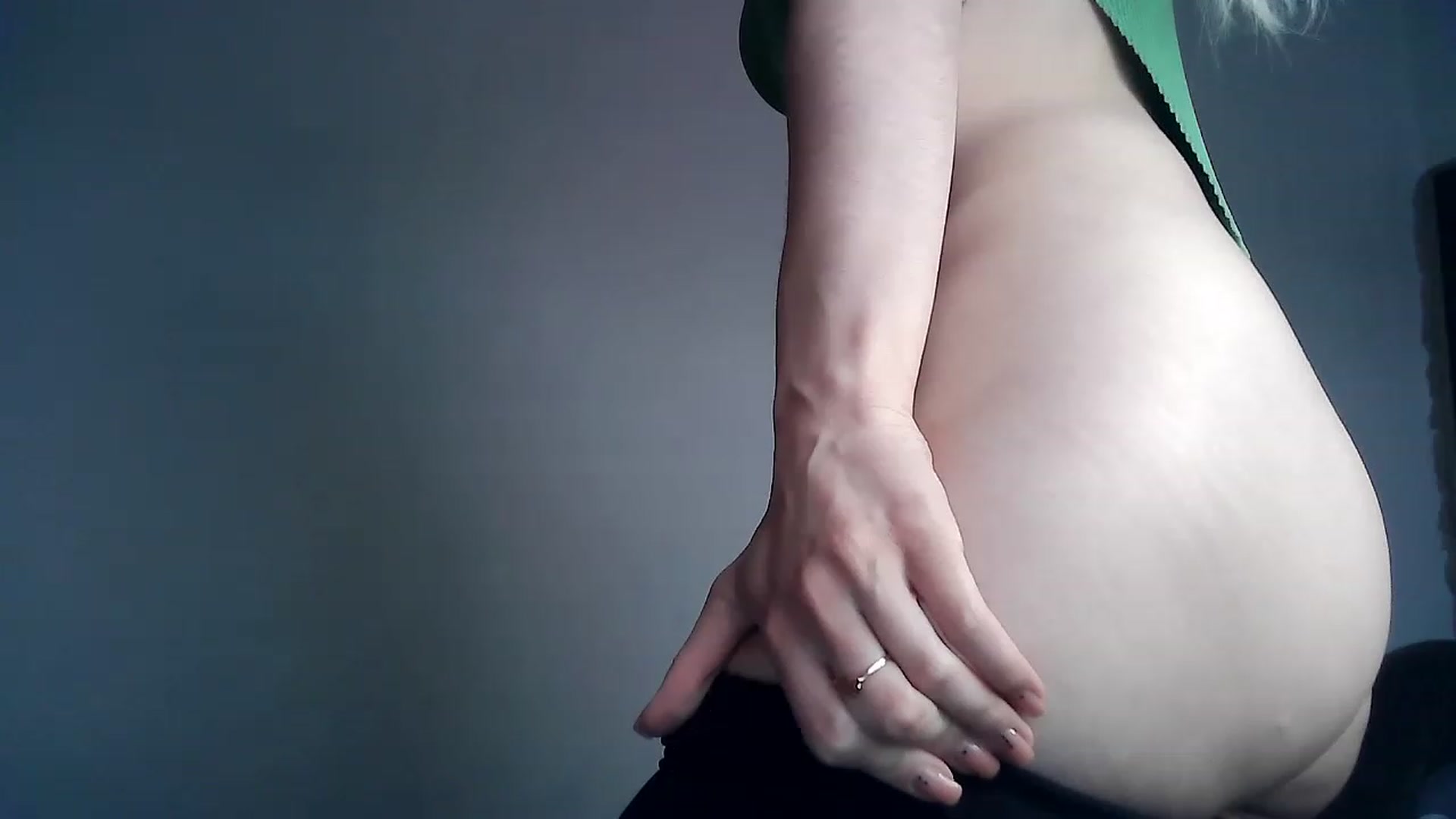 Gallery image thumbnail from LizzaW's myfreecams stream on, 04/29/2023, 15:36 image 9 of 20