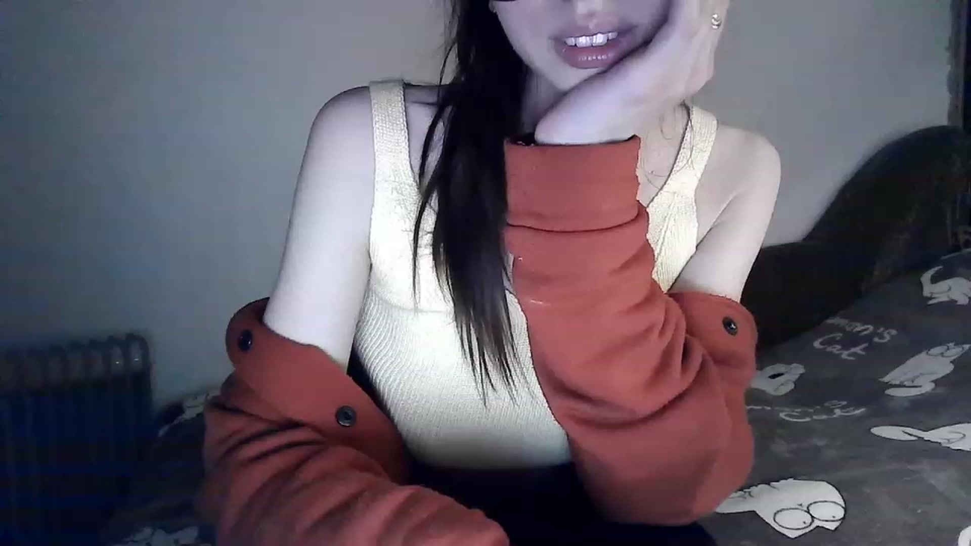 Gallery image thumbnail from LizzaW's myfreecams stream on, 05/13/2023, 17:45 image 8 of 20