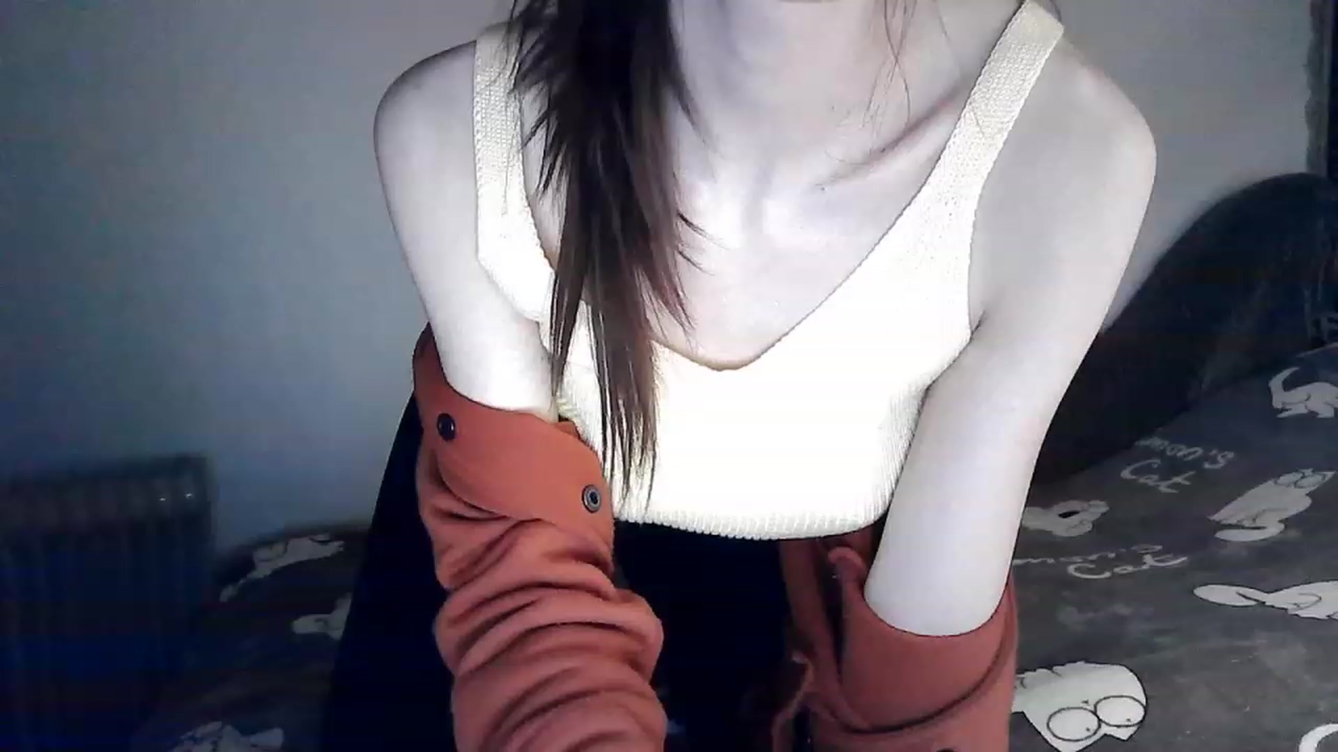 Gallery image thumbnail from LizzaW's myfreecams stream on, 05/13/2023, 17:45 image 18 of 20