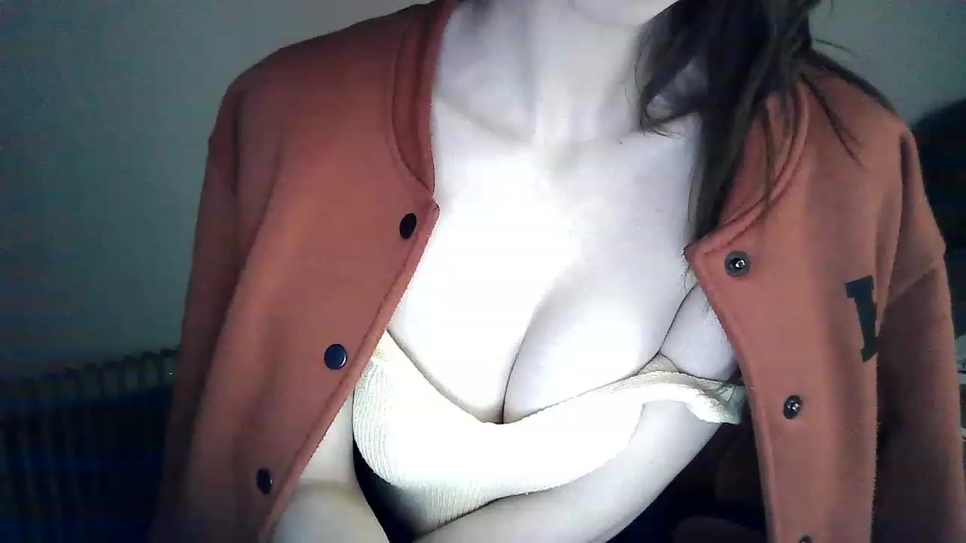 Gallery image thumbnail from LizzaW's myfreecams stream on, 05/13/2023, 19:15 image 5 of 20