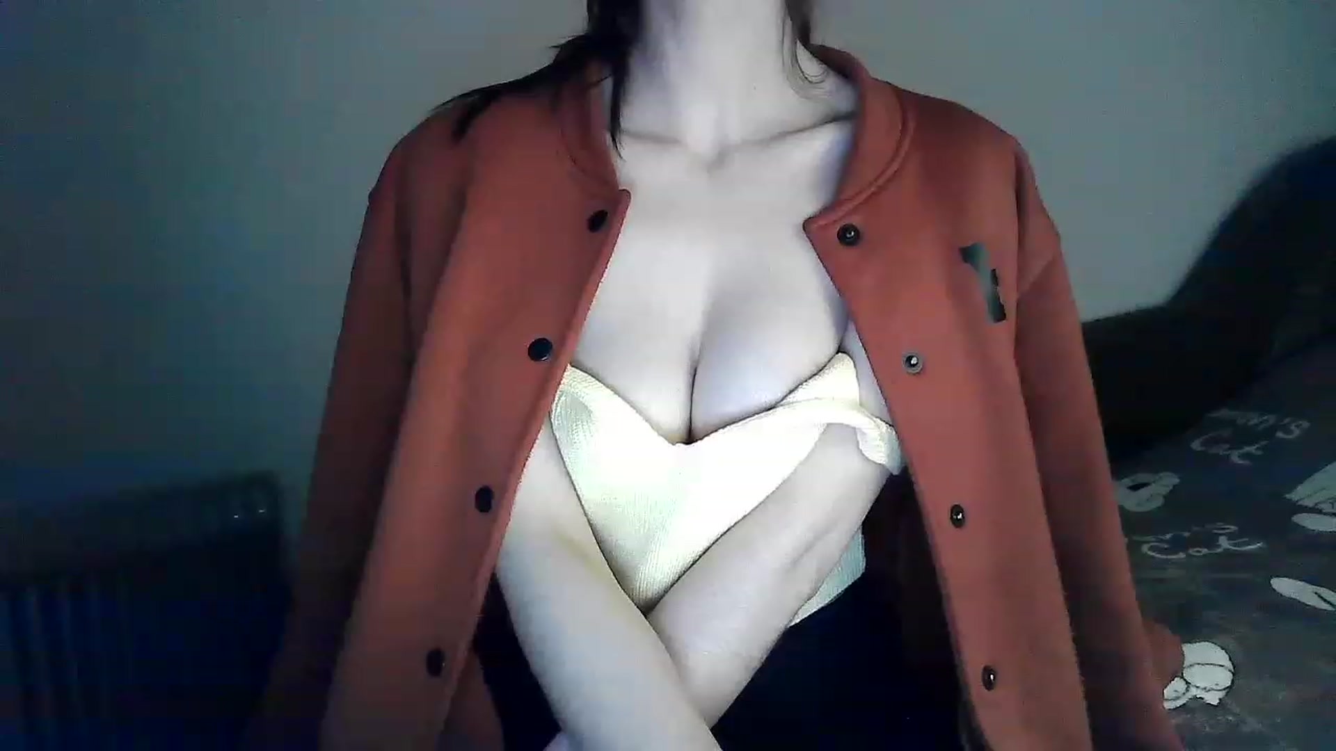 Gallery image thumbnail from LizzaW's myfreecams stream on, 05/13/2023, 19:15 image 2 of 20