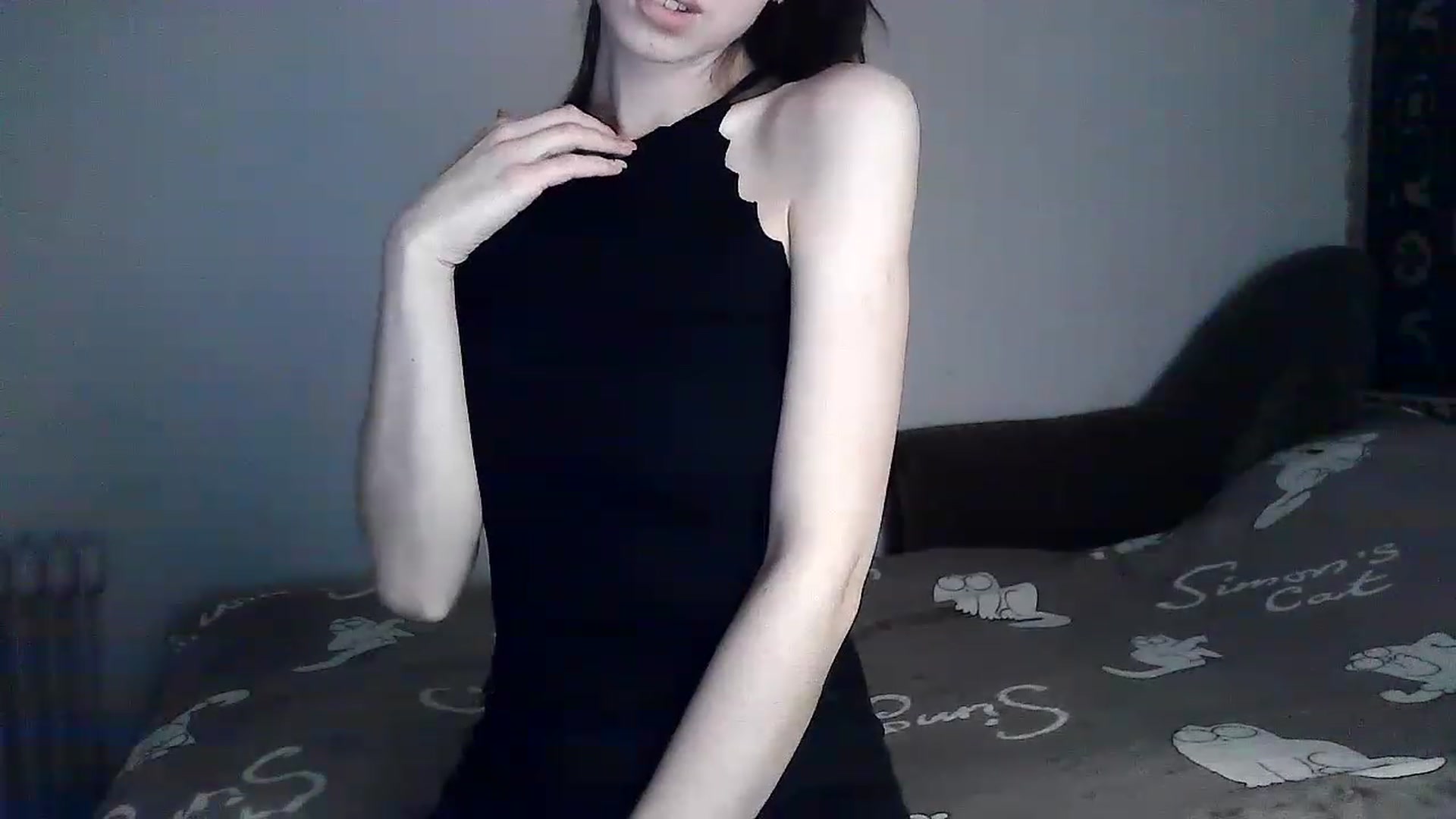 Gallery image thumbnail from LizzaW's myfreecams stream on, 05/20/2023, 17:39 image 18 of 20