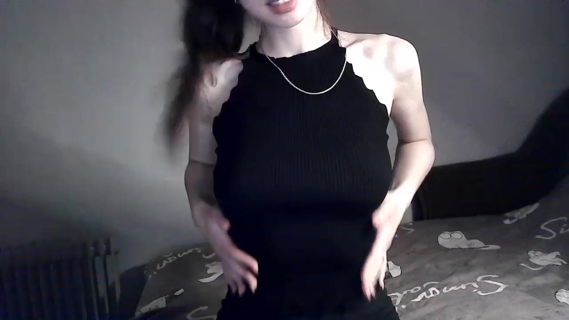 Gallery image thumbnail from LizzaW's myfreecams stream on, 05/20/2023, 19:22 image 2 of 20