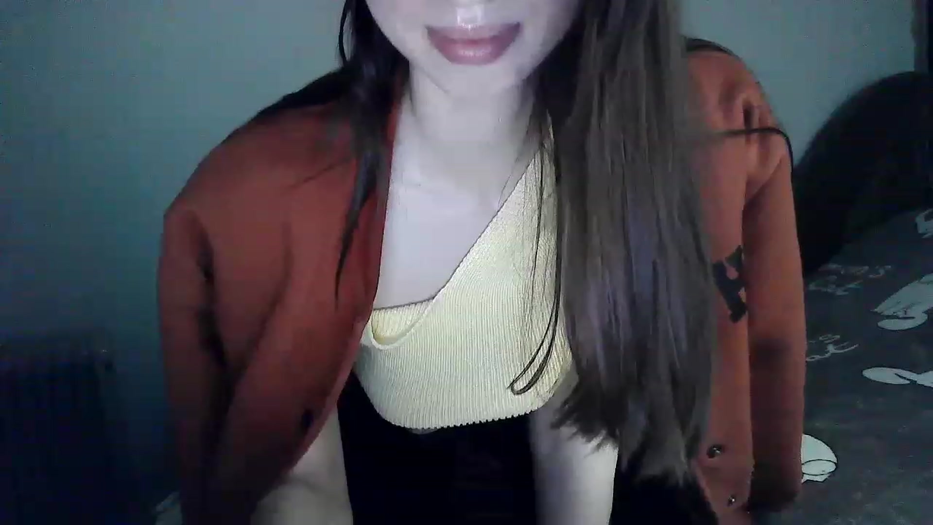 Gallery image thumbnail from LizzaW's myfreecams stream on, 05/24/2023, 17:53 image 15 of 20