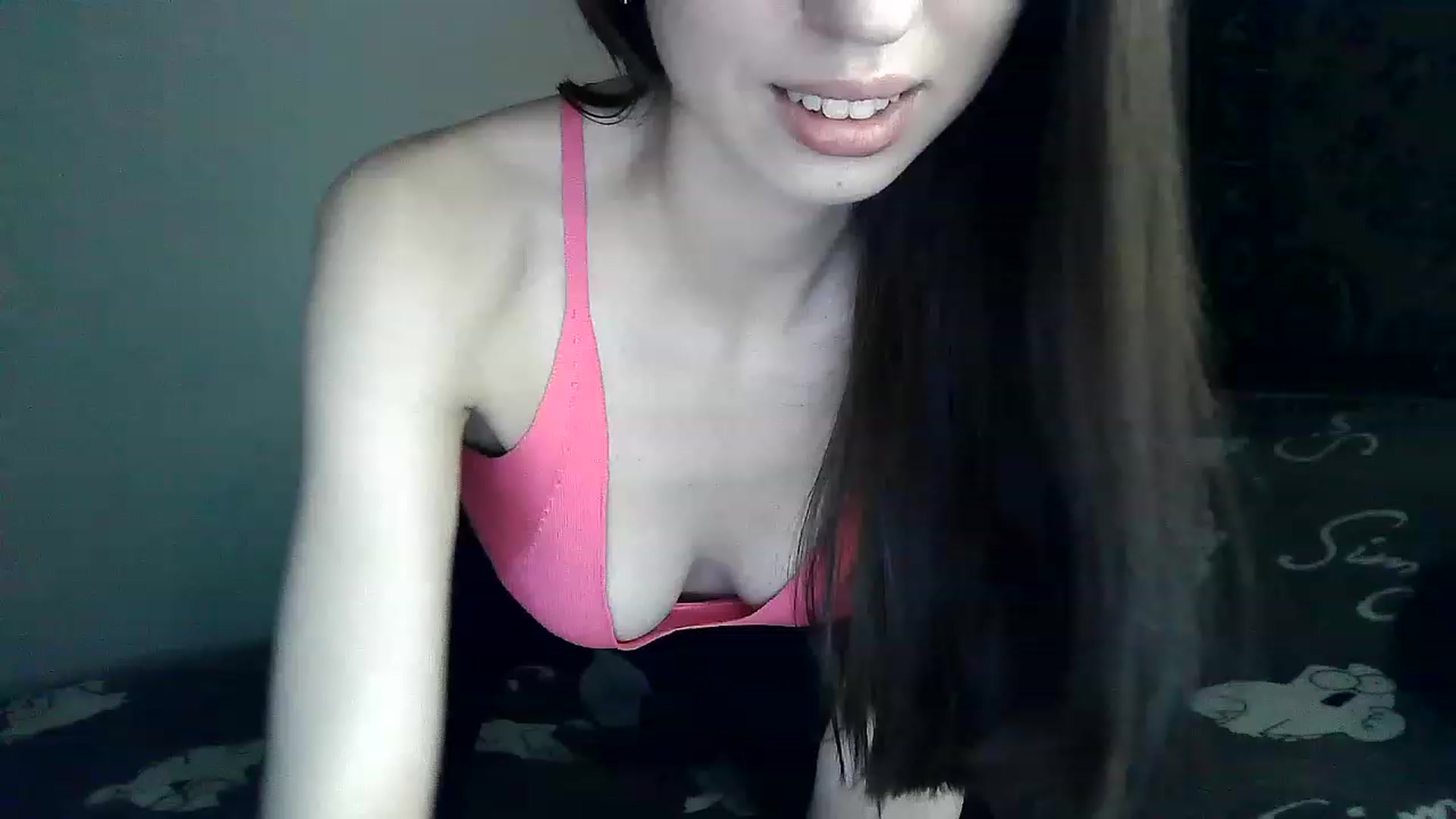 Gallery image thumbnail from LizzaW's myfreecams stream on, 06/15/2023, 19:13 image 13 of 20