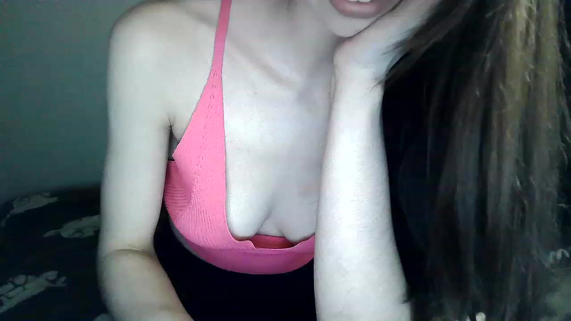 Gallery image thumbnail from LizzaW's myfreecams stream on, 06/15/2023, 20:07 image 11 of 20
