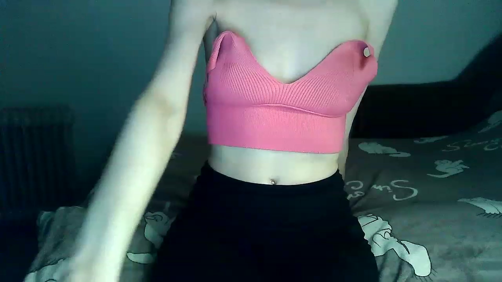 Gallery image thumbnail from LizzaW's myfreecams stream on, 06/18/2023, 19:40 image 20 of 20