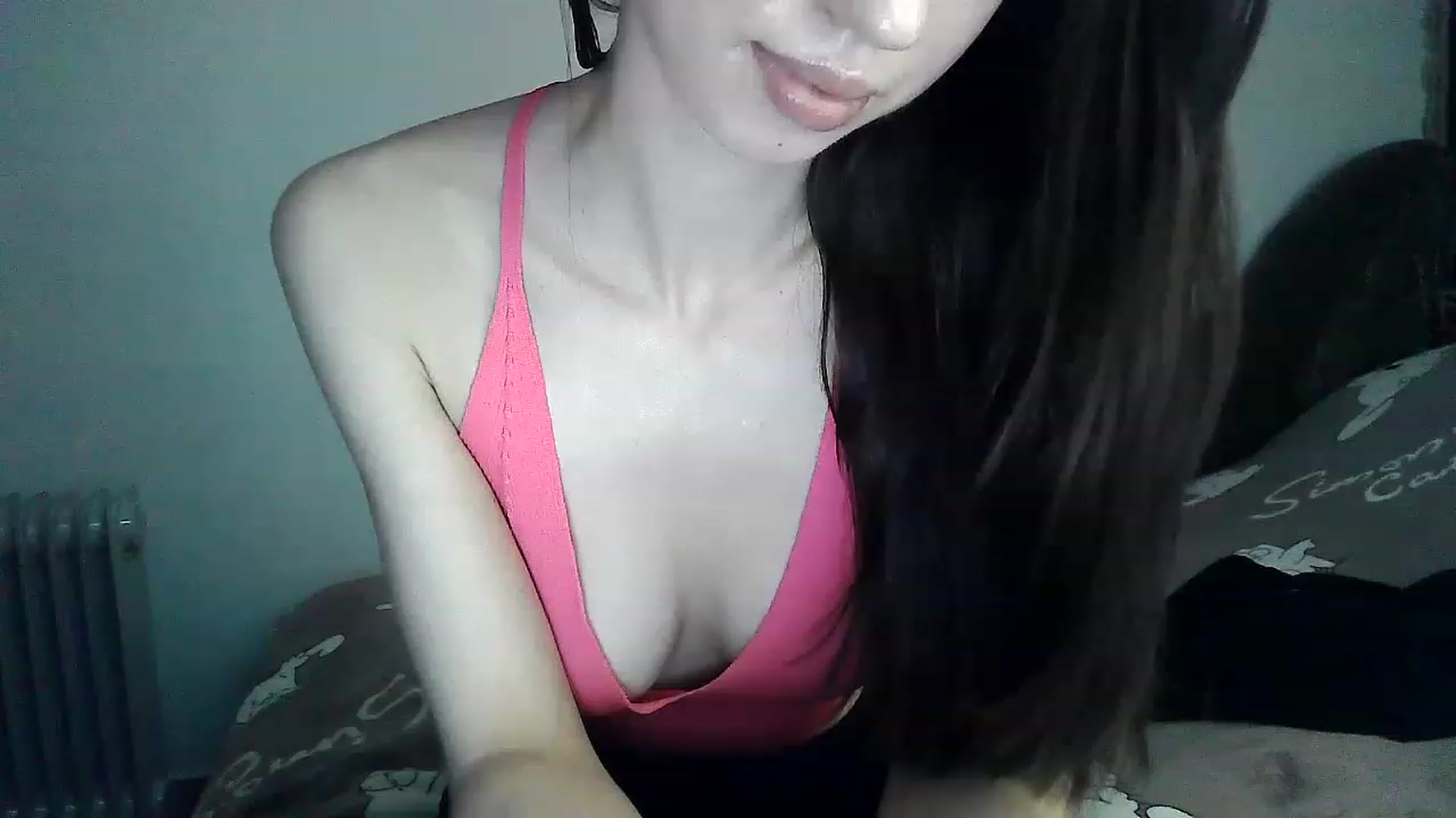 Gallery image thumbnail from LizzaW's myfreecams stream on, 06/20/2023, 17:48 image 5 of 20