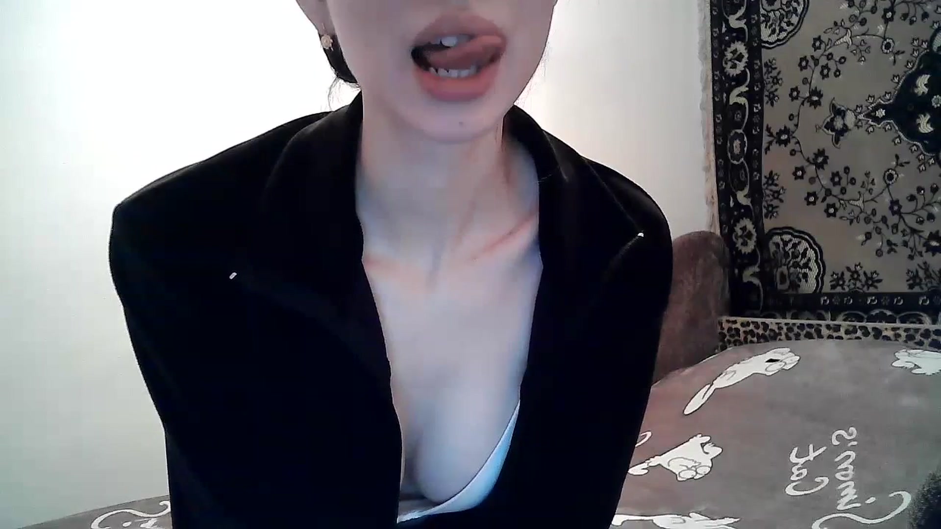 Gallery image thumbnail from LizzaW's myfreecams stream on, 06/29/2023, 19:25 image 2 of 20