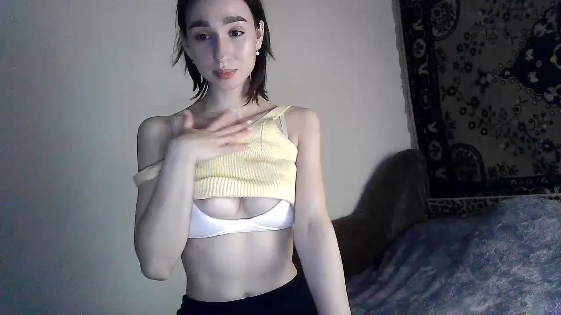 Gallery image thumbnail from LizzaW's myfreecams stream on, 07/15/2023, 18:32 image 16 of 20