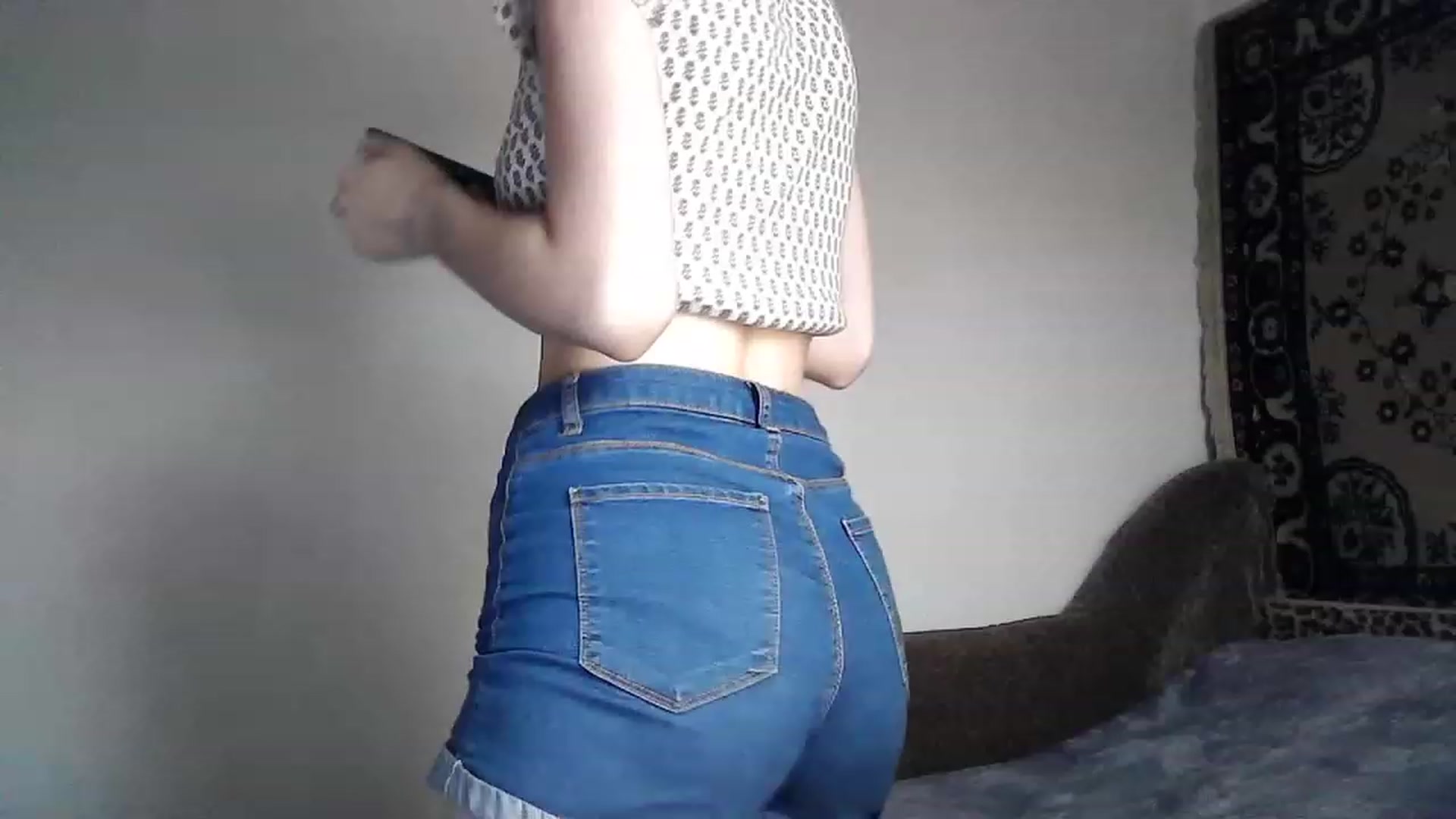 Gallery image thumbnail from LizzaW's myfreecams stream on, 08/15/2023, 17:03 image 4 of 20