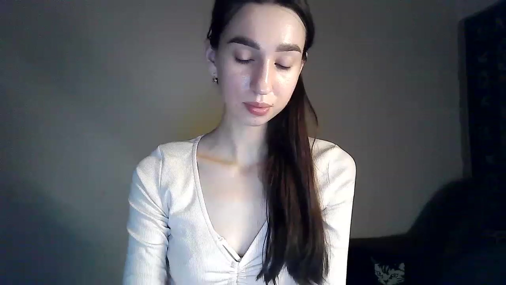 Gallery image thumbnail from LizzaW's myfreecams stream on, 08/25/2023, 19:15 image 15 of 20