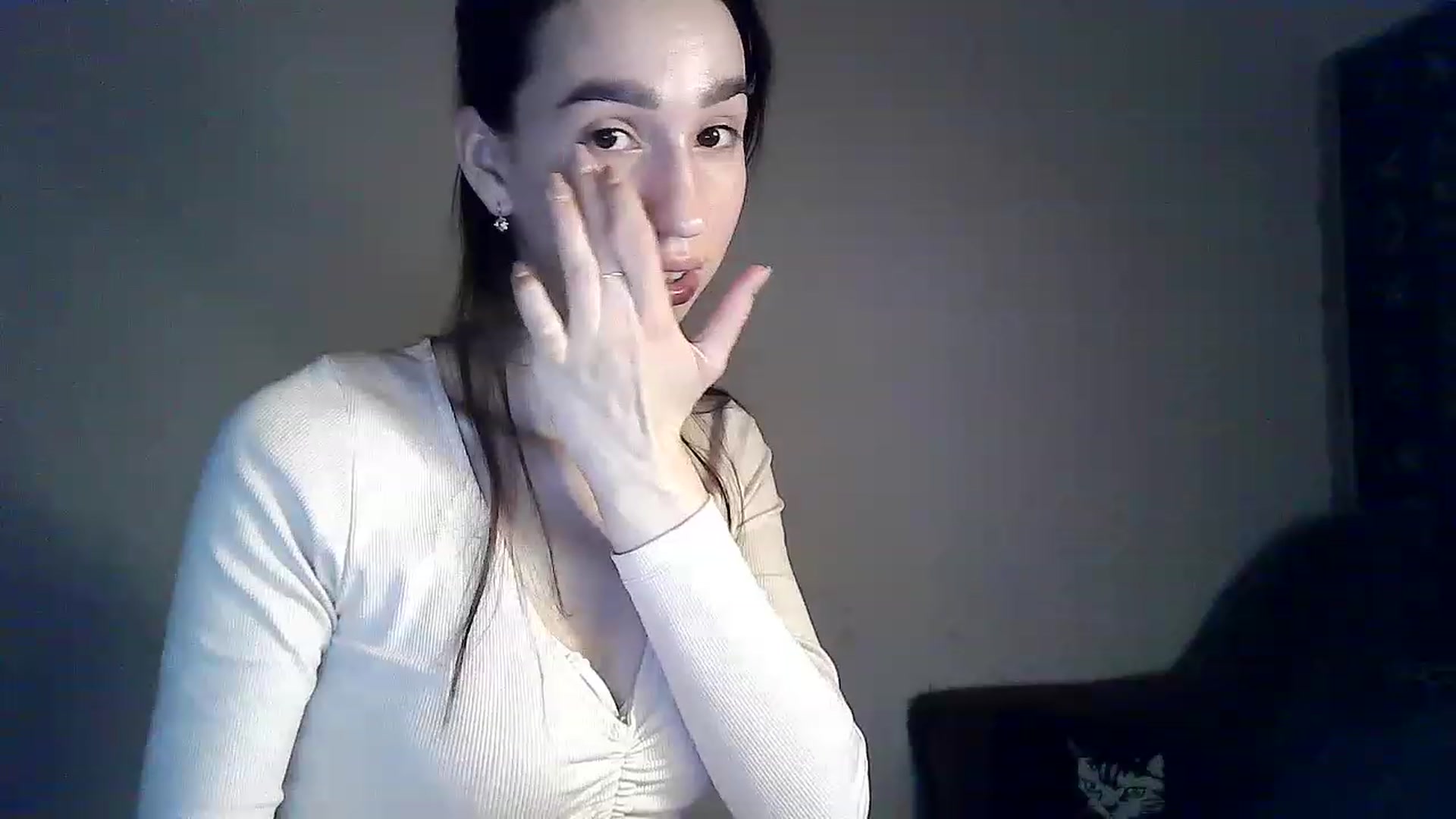 Gallery image thumbnail from LizzaW's myfreecams stream on, 08/25/2023, 19:15 image 13 of 20