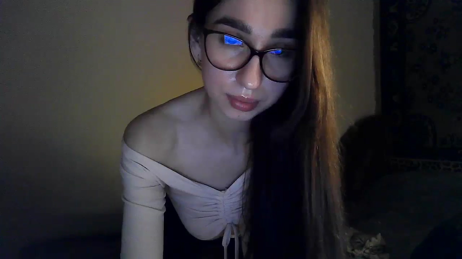 Gallery image thumbnail from LizzaW's myfreecams stream on, 09/08/2023, 19:52 image 15 of 20