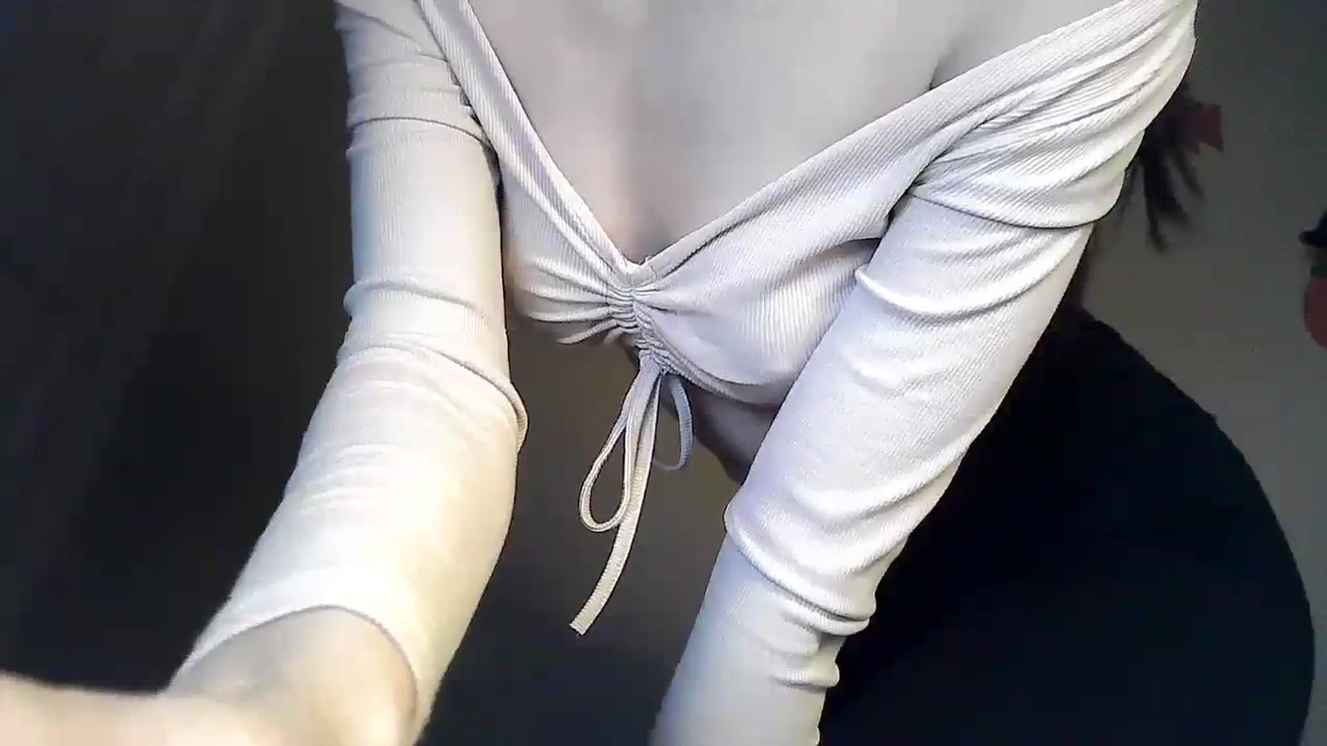 Gallery image thumbnail from LizzaW's myfreecams stream on, 10/26/2023, 18:25 image 7 of 20