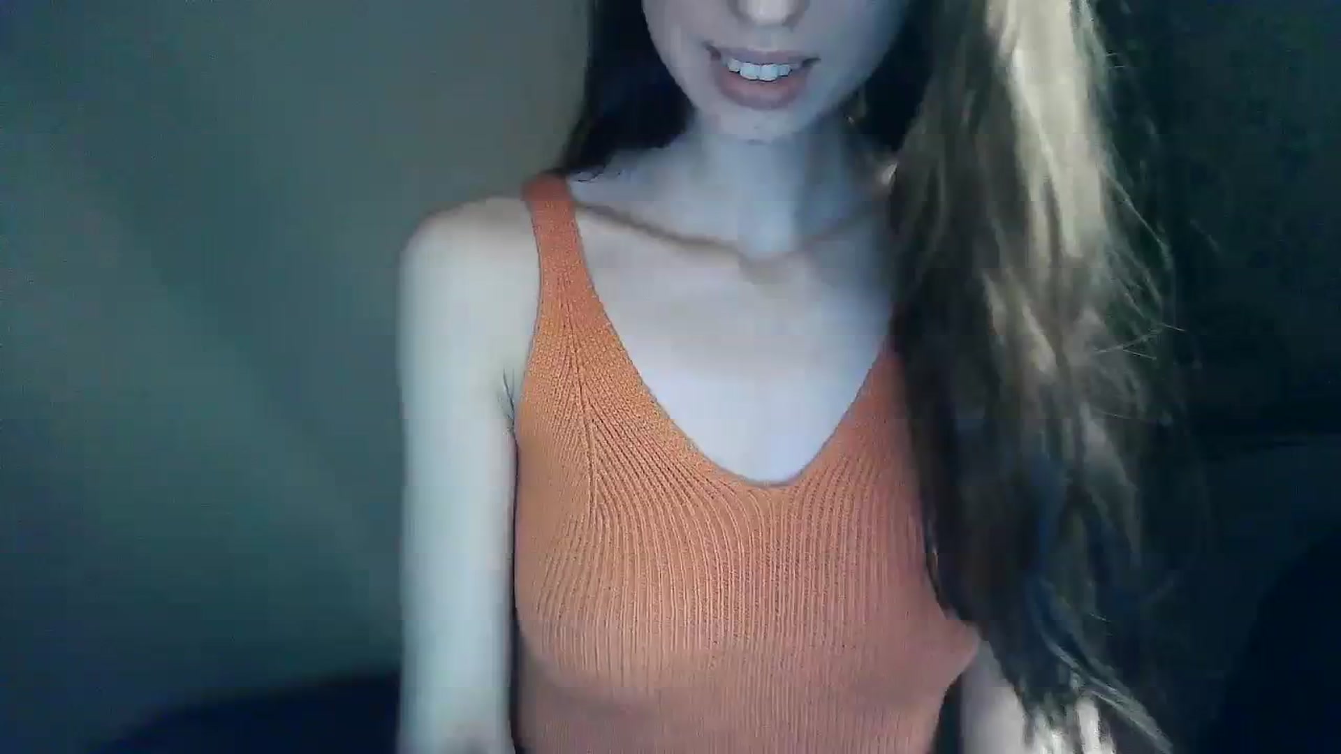 Gallery image thumbnail from LizzaW's myfreecams stream on, 12/25/2023, 20:50 image 18 of 20