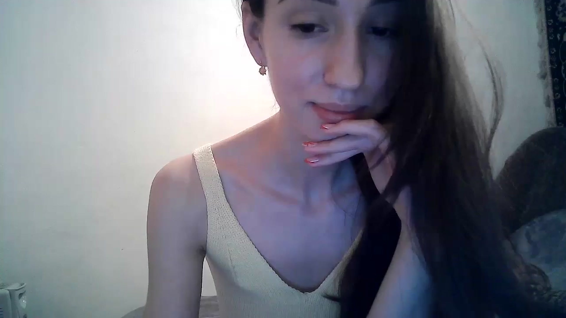 Gallery image thumbnail from LizzaW's myfreecams stream on, 01/01/2024, 18:49 image 18 of 20