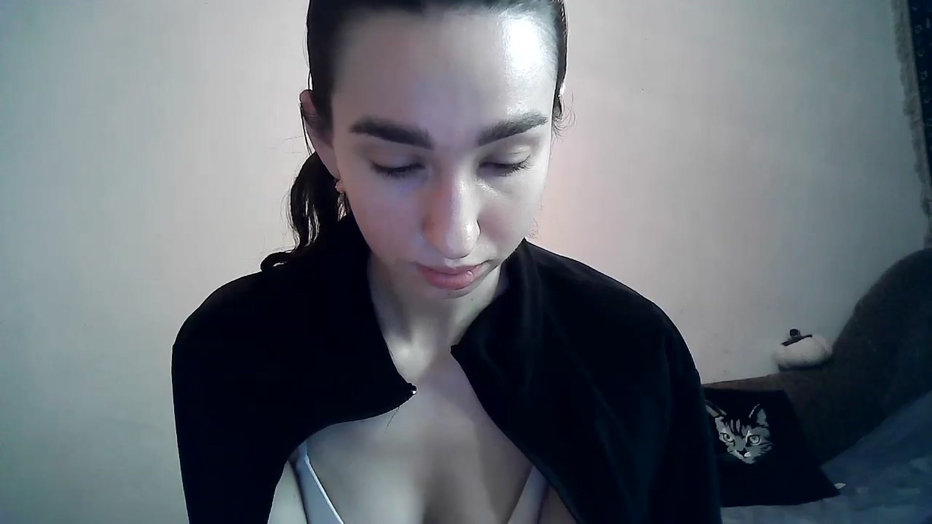 Gallery image thumbnail from LizzaW's myfreecams stream on, 01/19/2024, 14:59 image 18 of 20