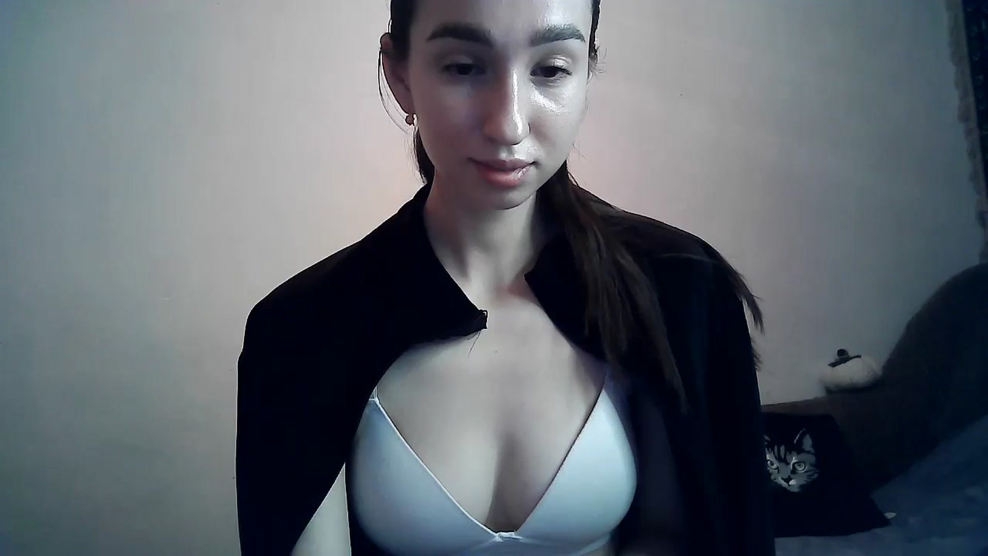Gallery image thumbnail from LizzaW's myfreecams stream on, 01/19/2024, 14:59 image 19 of 20