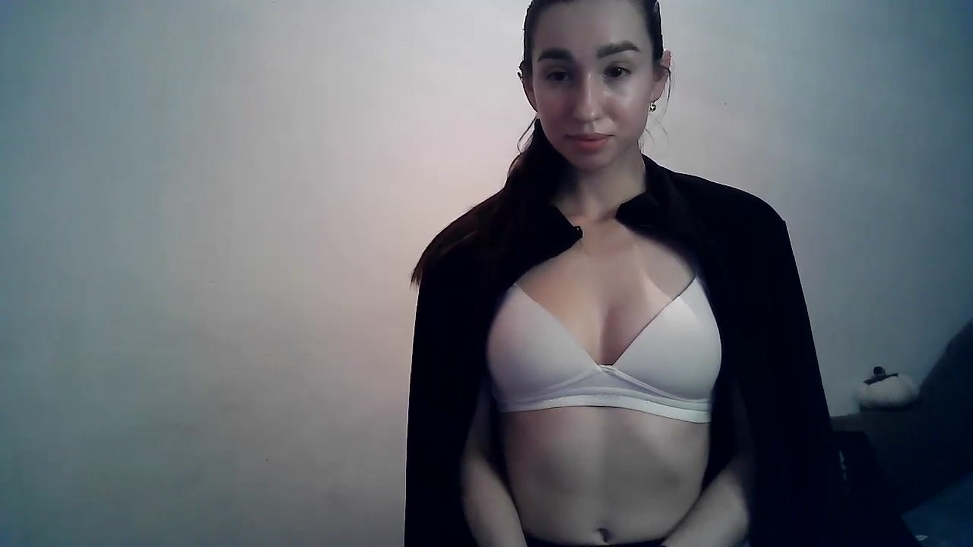 Gallery image thumbnail from LizzaW's myfreecams stream on, 01/19/2024, 14:59 image 10 of 20