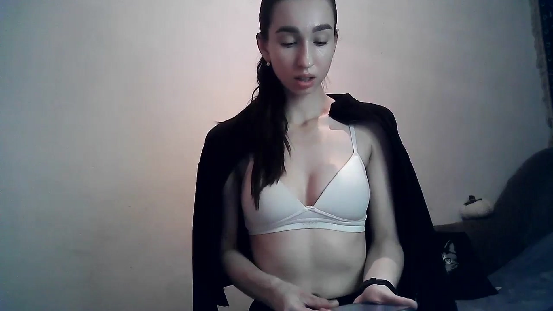Gallery image thumbnail from LizzaW's myfreecams stream on, 01/19/2024, 14:59 image 14 of 20