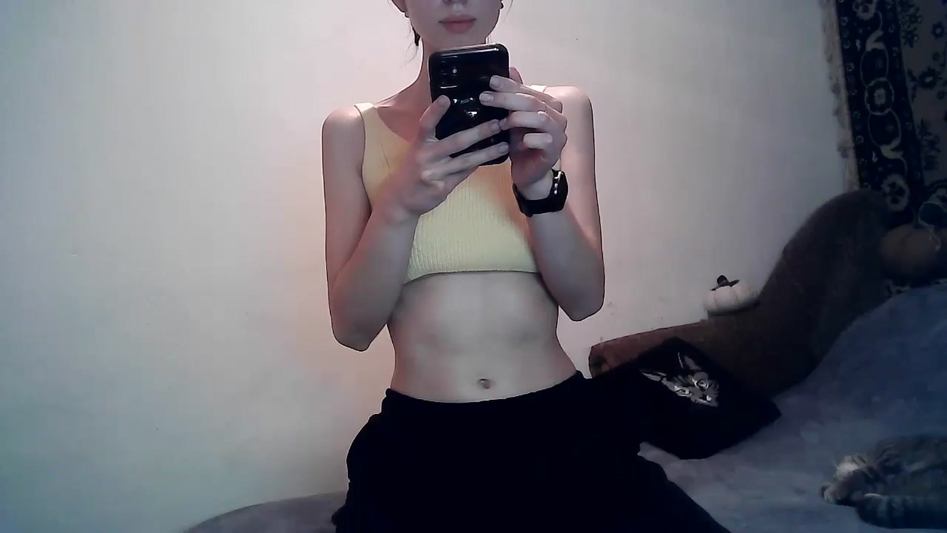 Gallery image thumbnail from LizzaW's myfreecams stream on, 02/05/2024, 17:28 image 15 of 20