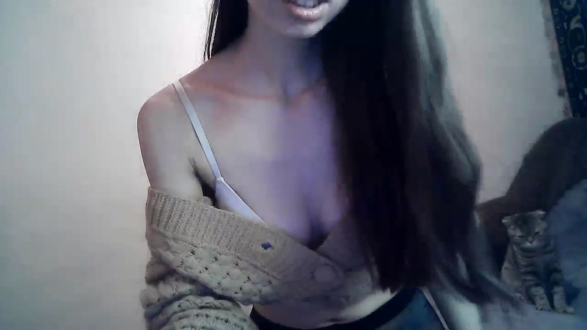 Gallery image thumbnail from LizzaW's myfreecams stream on, 03/10/2024, 19:38 image 10 of 20