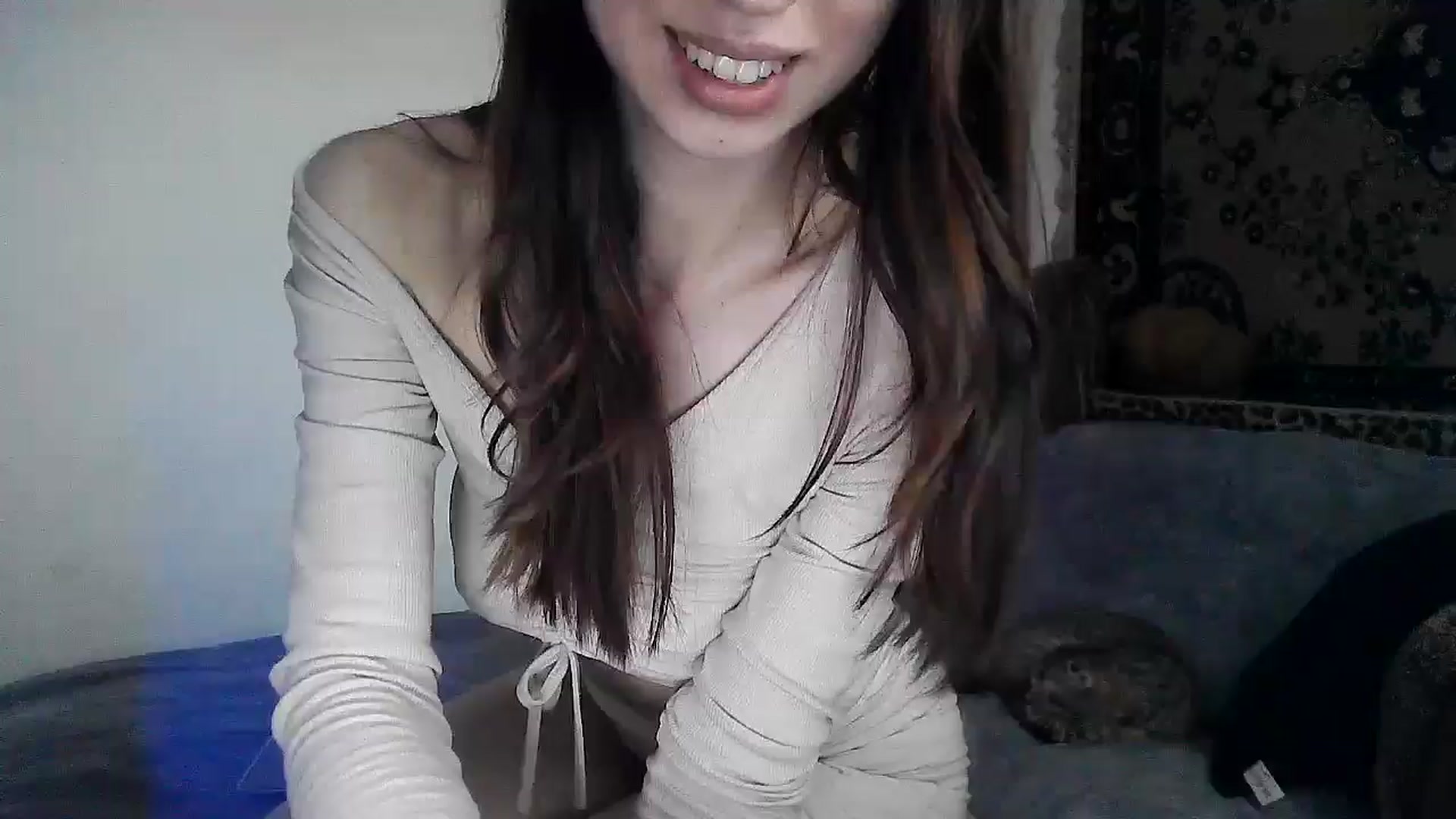 Gallery image thumbnail from LizzaW's myfreecams stream on, 06/11/2024, 17:31 image 14 of 20