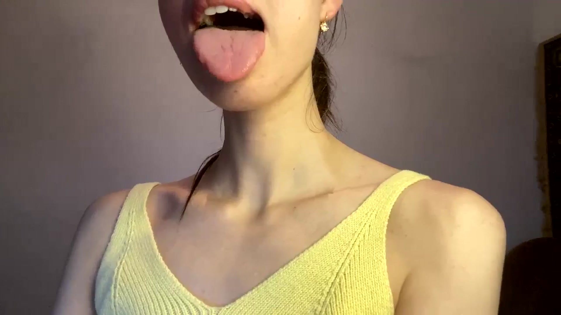 Gallery image thumbnail from LizzaW's myfreecams stream on, 06/29/2024, 18:10 image 9 of 20