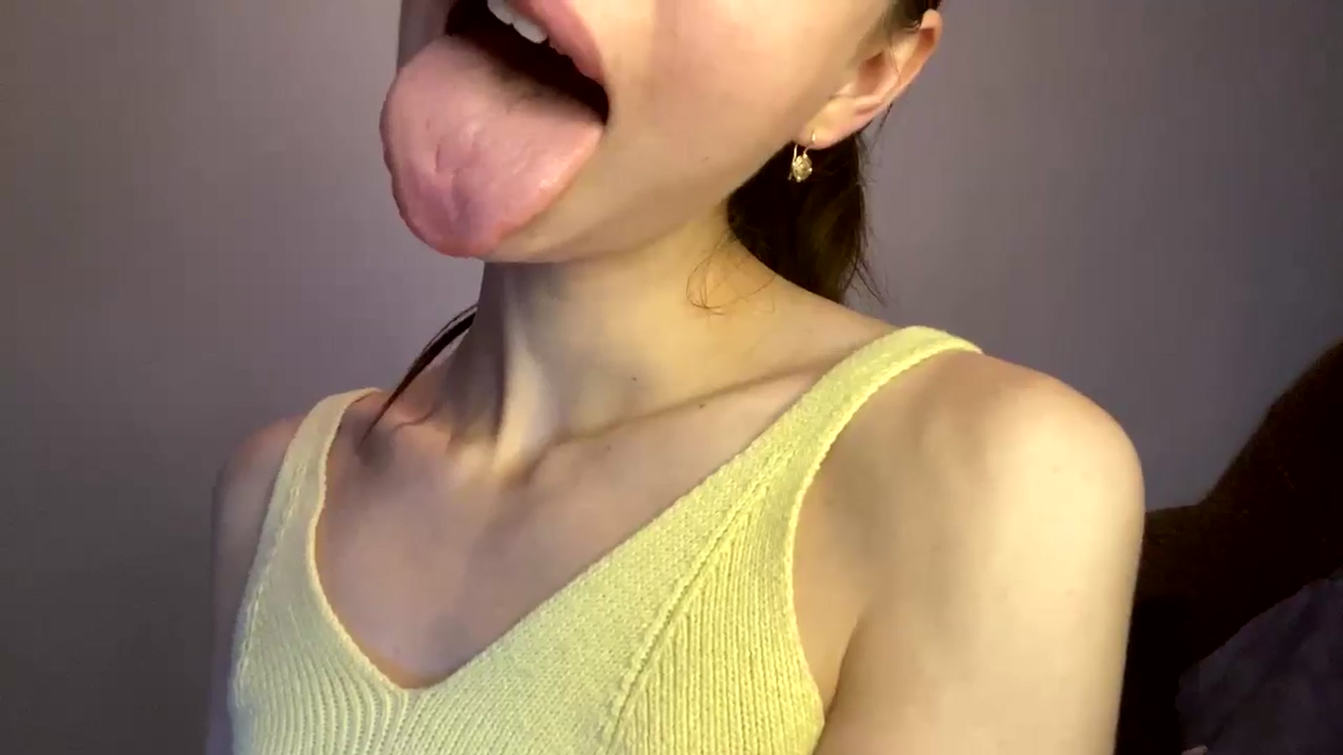Gallery image thumbnail from LizzaW's myfreecams stream on, 06/29/2024, 18:10 image 10 of 20