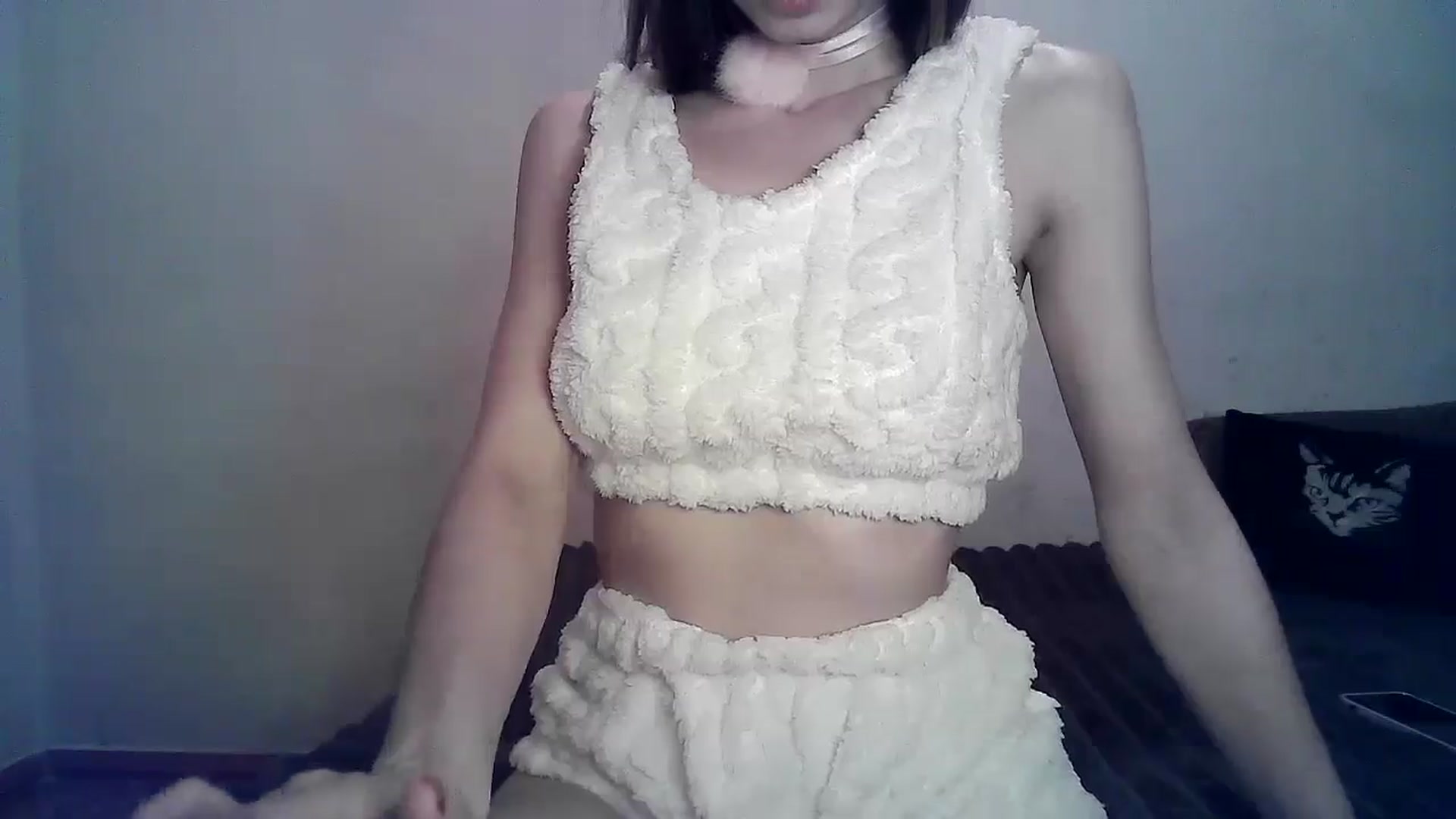 Gallery image thumbnail from LizzaW's myfreecams stream on, 12/24/2024, 16:01 image 13 of 20