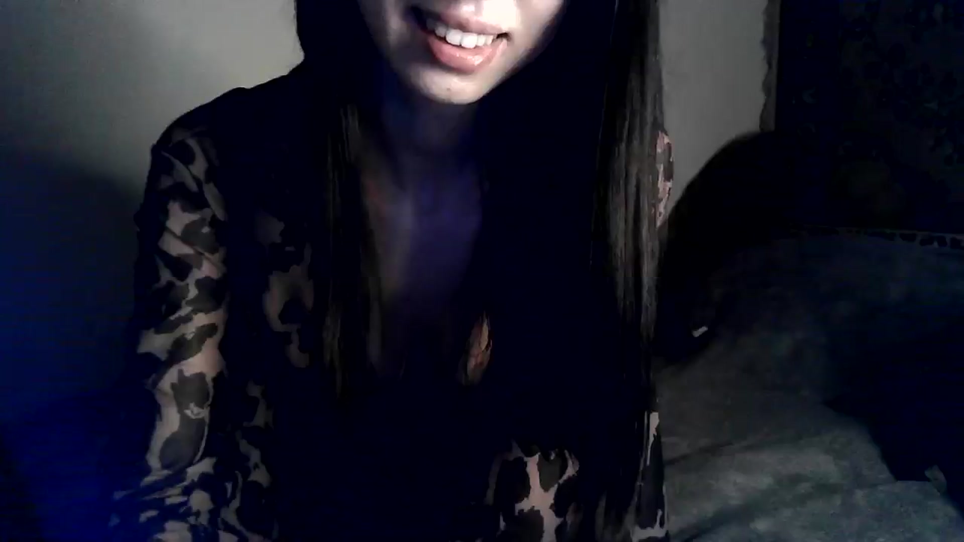 Gallery image thumbnail from LizzaW's myfreecams stream on, 04/20/2025, 19:06 image 17 of 20