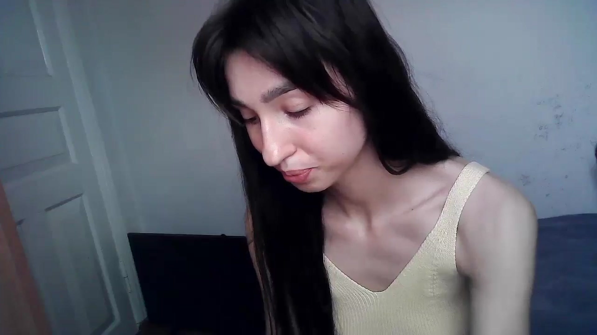 Gallery image thumbnail from LizzaW's myfreecams stream on, 07/27/2025, 13:34 image 3 of 20