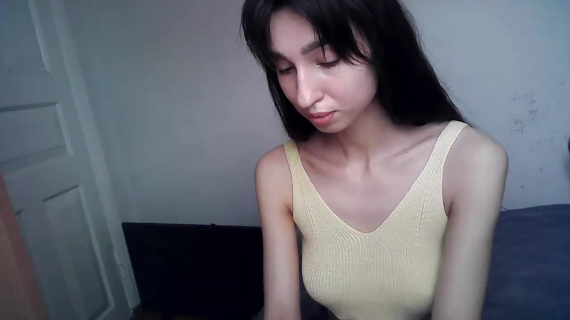Gallery image thumbnail from LizzaW's myfreecams stream on, 07/27/2025, 13:34 image 1 of 20