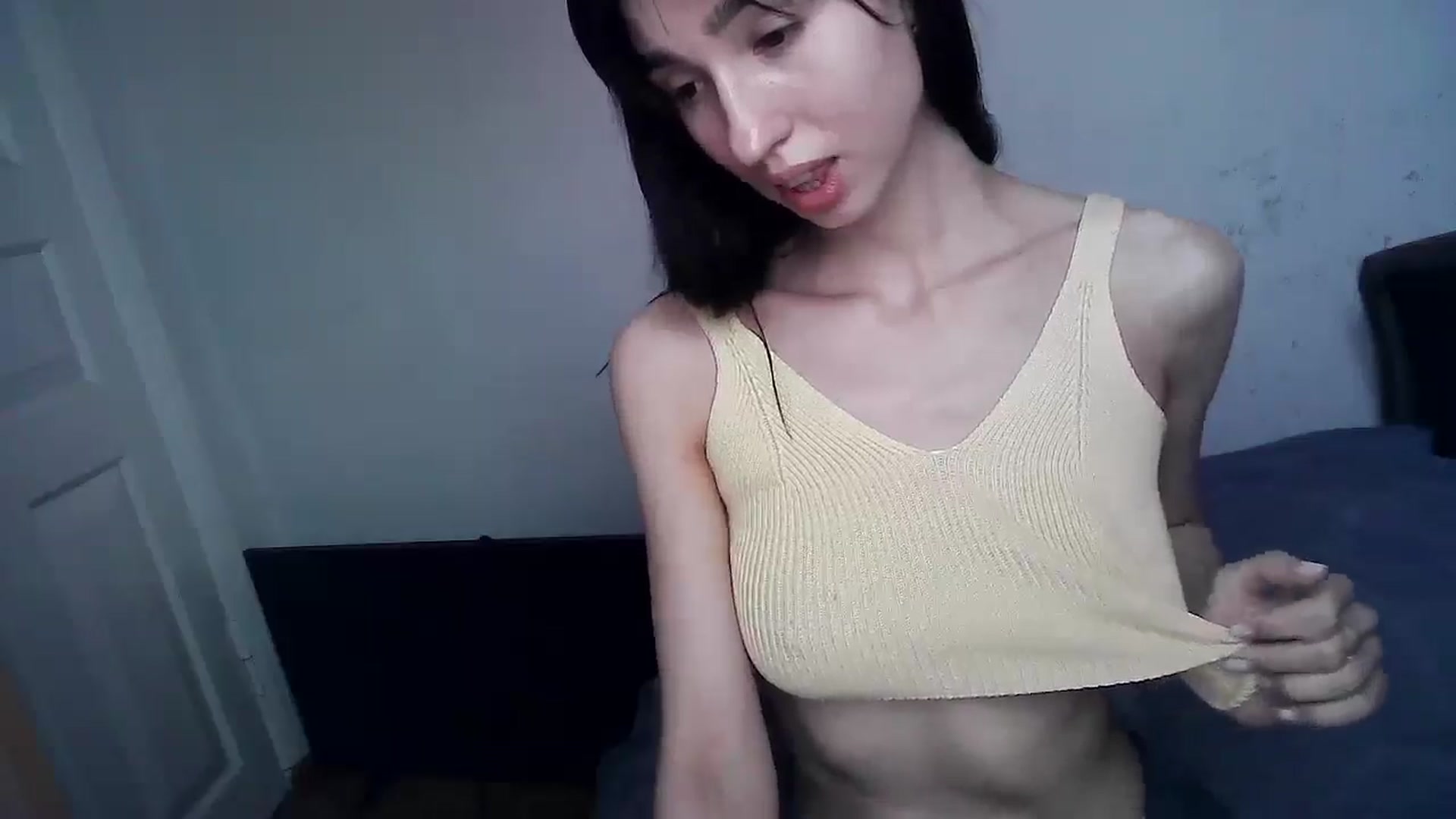 Gallery image thumbnail from LizzaW's myfreecams stream on, 07/27/2025, 15:46 image 3 of 20