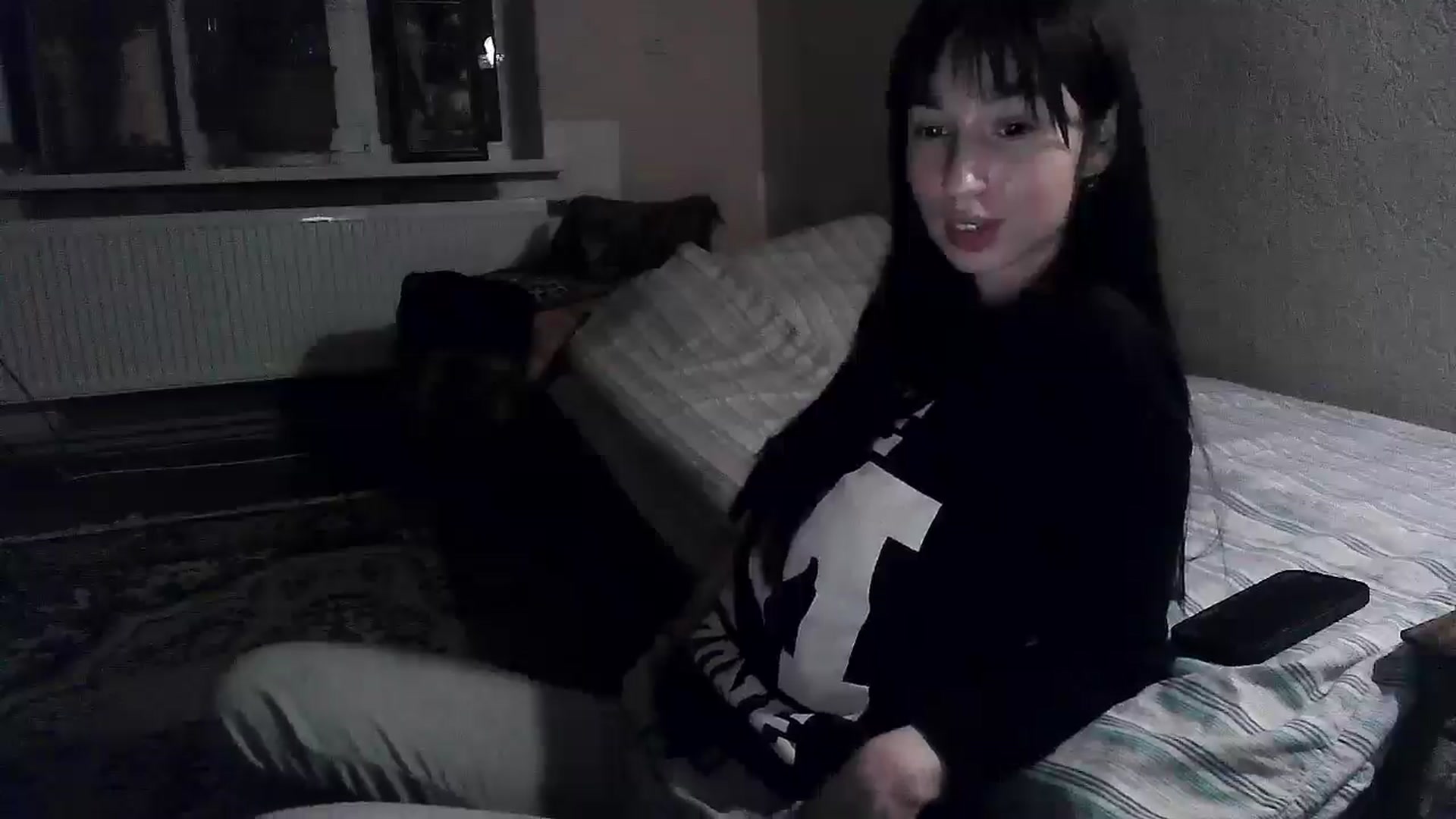 Gallery image thumbnail from LizzaW's myfreecams stream on, 02/15/2026, 17:48 image 6 of 20