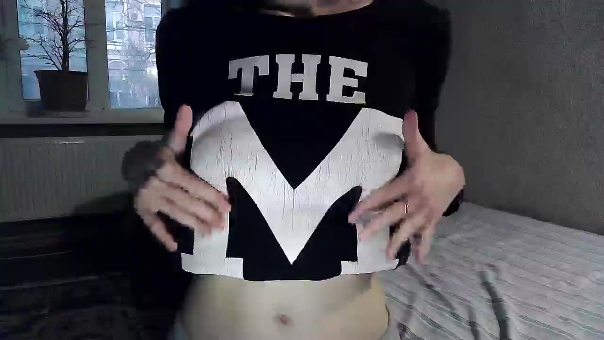 Gallery image thumbnail from LizzaW's myfreecams stream on, 02/19/2026, 15:38 image 15 of 20