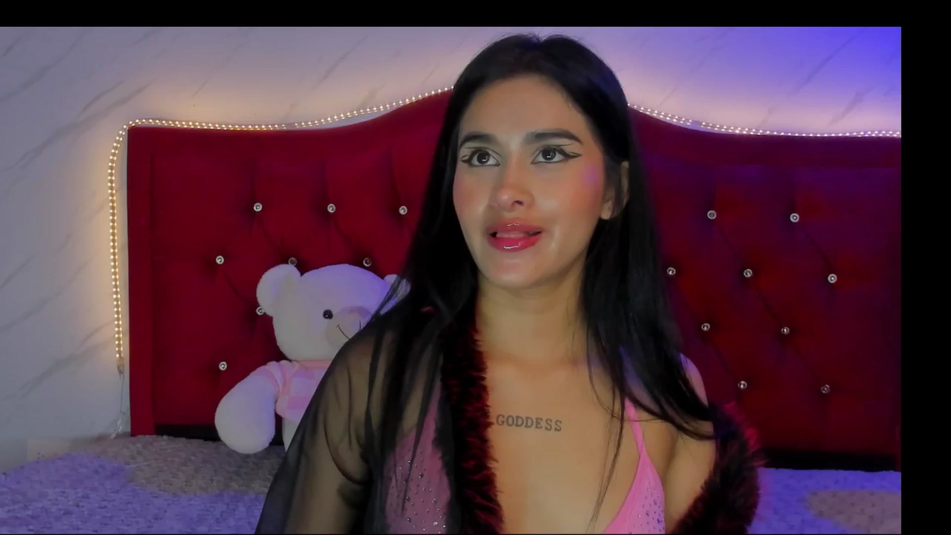 Gallery image thumbnail from LizzyBonnie's myfreecams stream on, 12/20/2025, 11:56 image 2 of 20