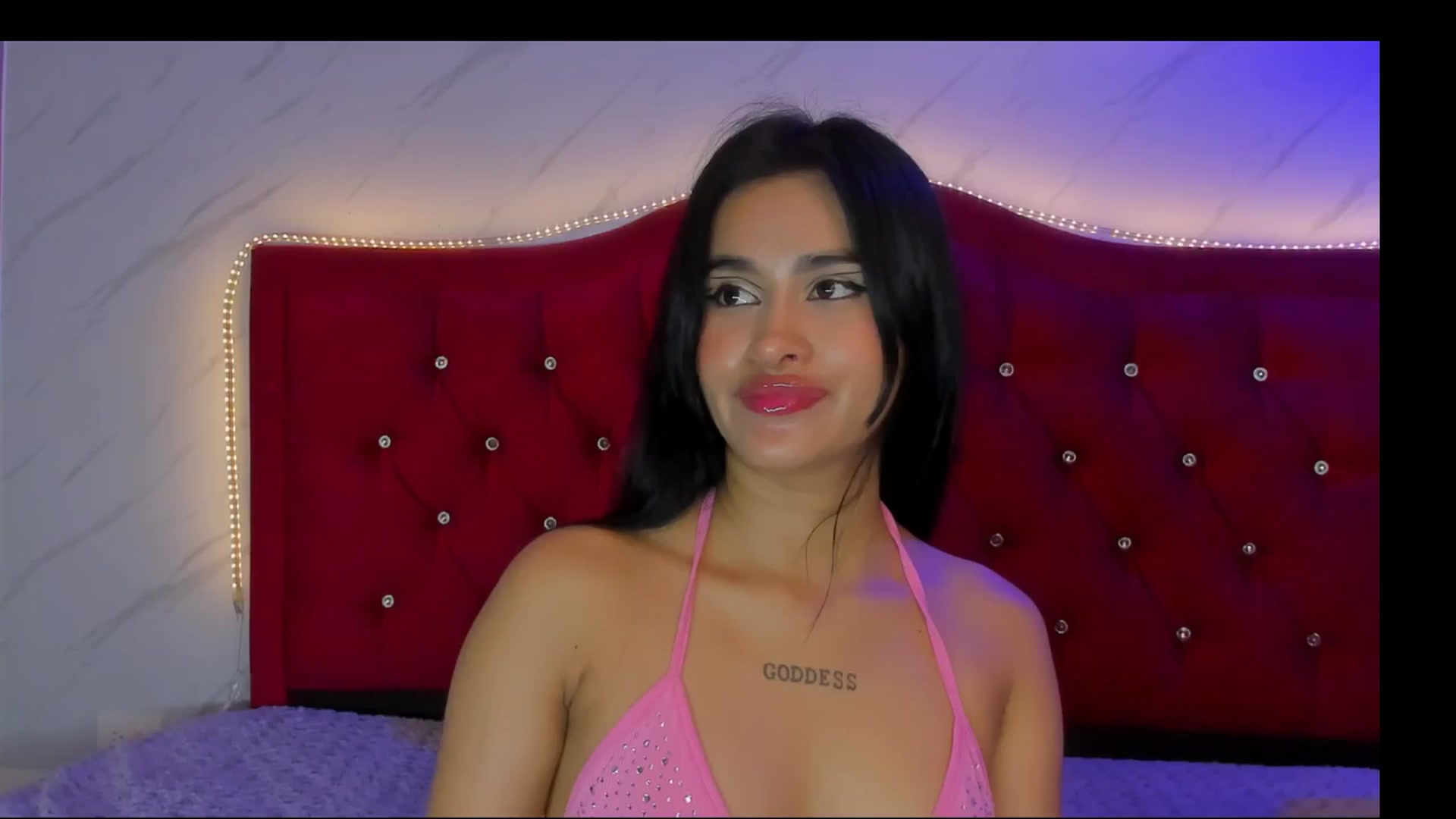 Gallery image thumbnail from LizzyBonnie's myfreecams stream on, 12/20/2025, 11:56 image 10 of 20