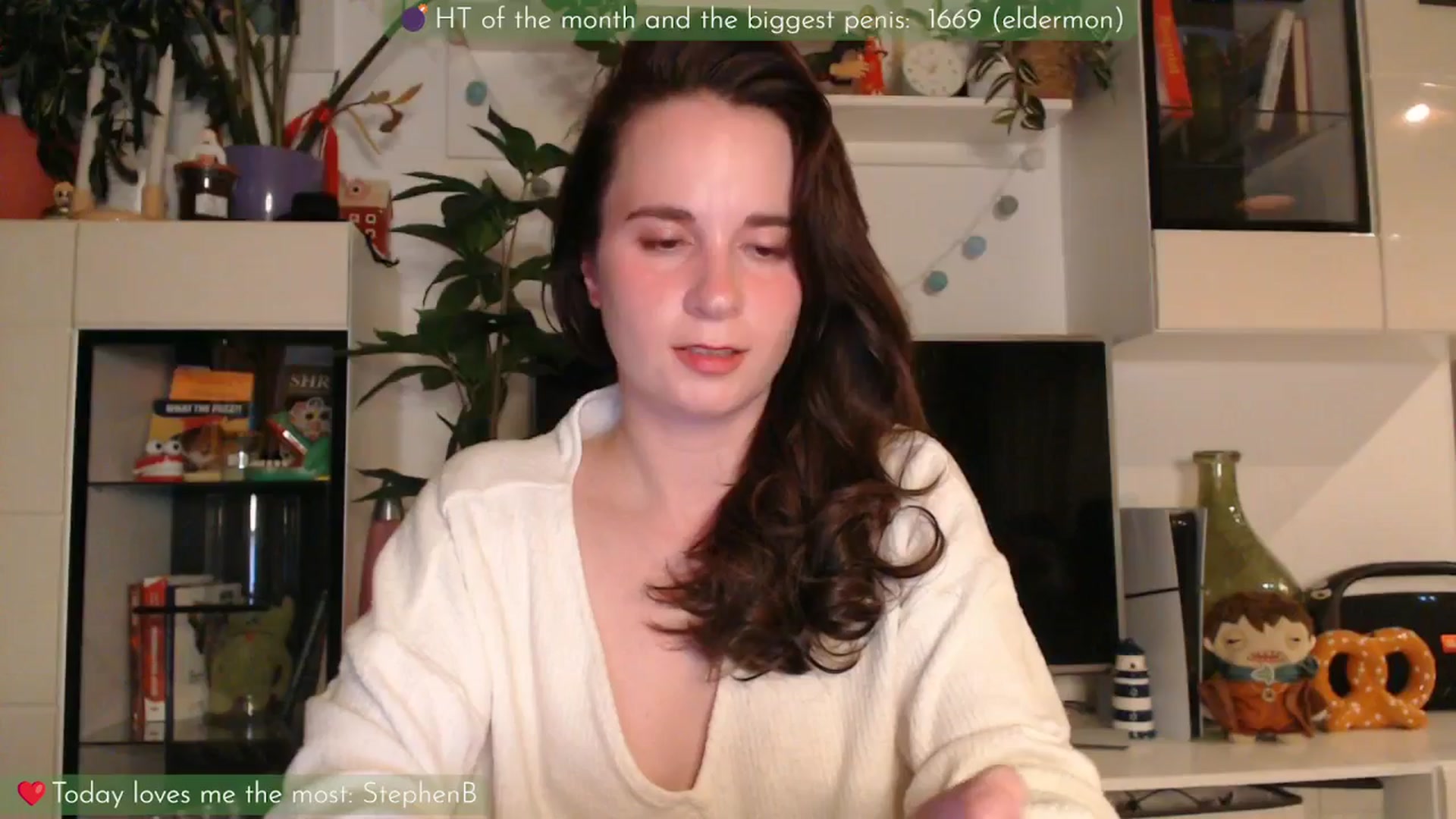 Gallery image thumbnail from LizzyPeach's myfreecams stream on, 04/06/2026, 23:23 image 13 of 20