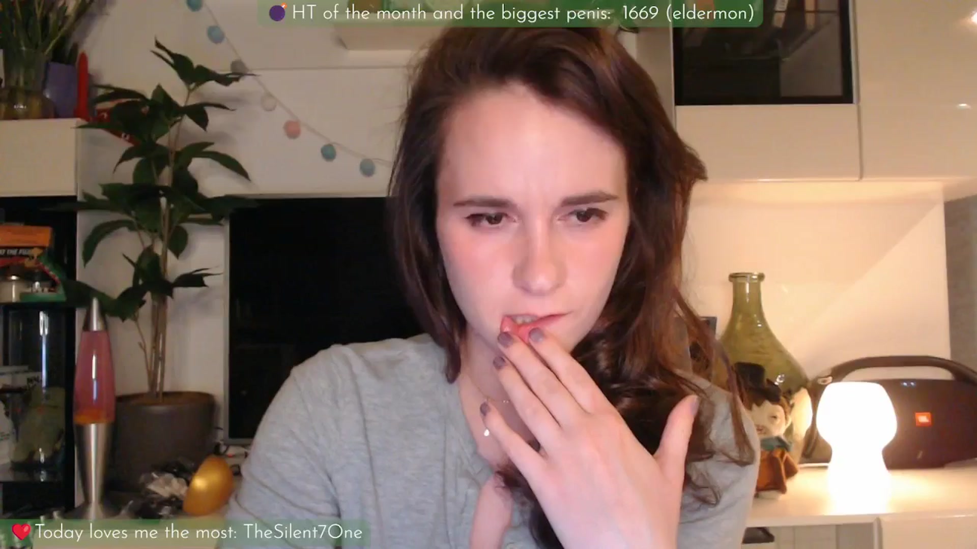 Gallery image thumbnail from LizzyPeach's myfreecams stream on, 04/30/2026, 22:46 image 16 of 20