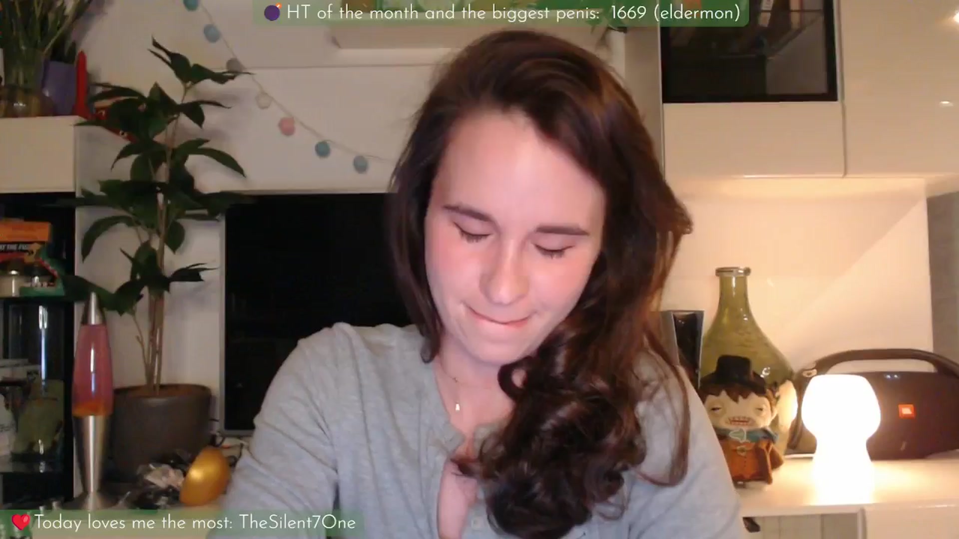 Gallery image thumbnail from LizzyPeach's myfreecams stream on, 04/30/2026, 22:46 image 17 of 20