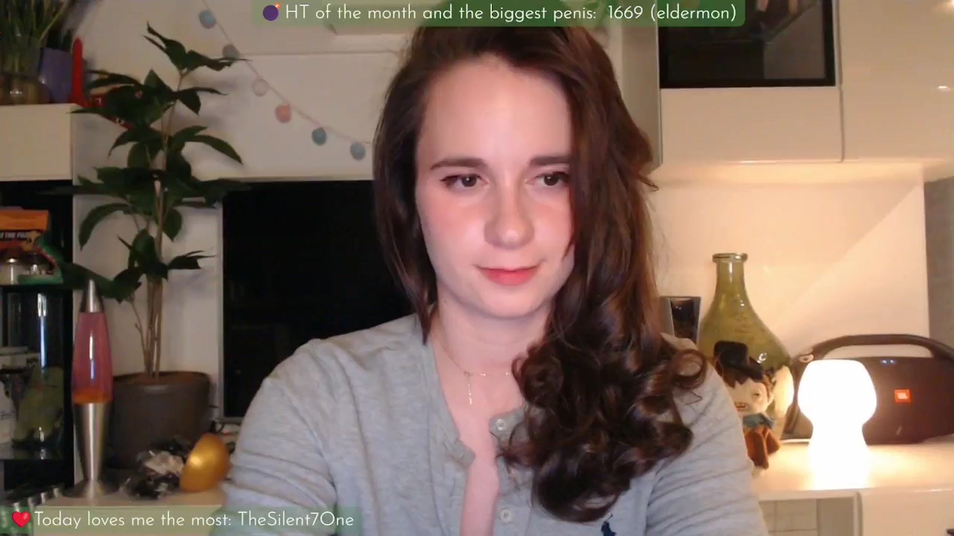 Gallery image thumbnail from LizzyPeach's myfreecams stream on, 04/30/2026, 22:46 image 14 of 20