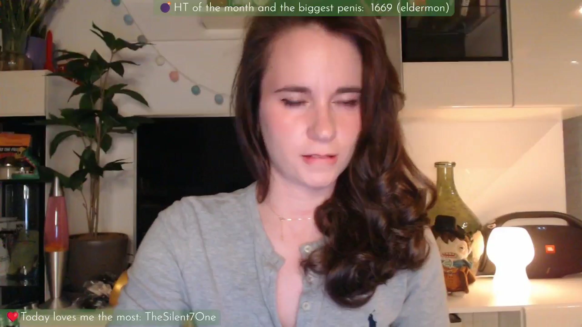 Gallery image thumbnail from LizzyPeach's myfreecams stream on, 04/30/2026, 22:46 image 15 of 20
