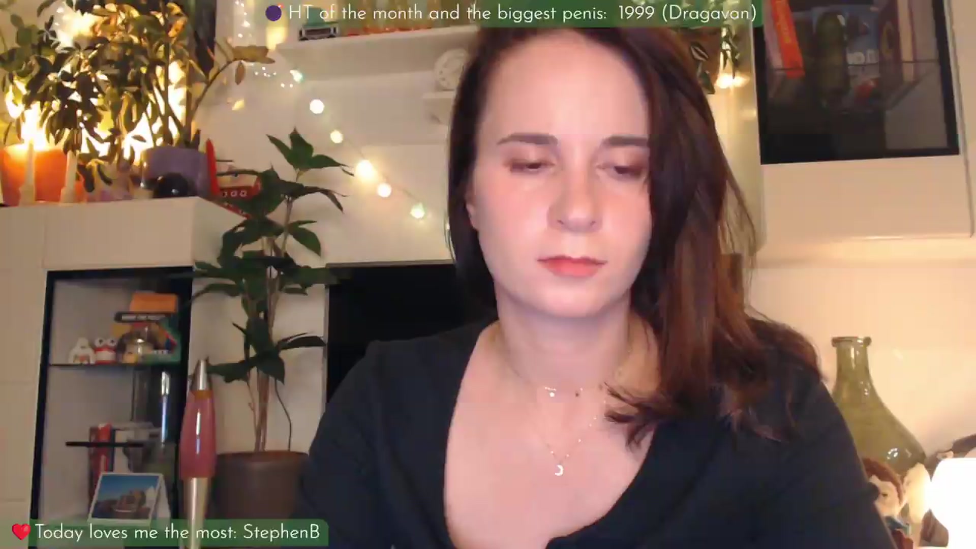 Gallery image thumbnail from LizzyPeach's myfreecams stream on, 05/13/2026, 23:43 image 10 of 20