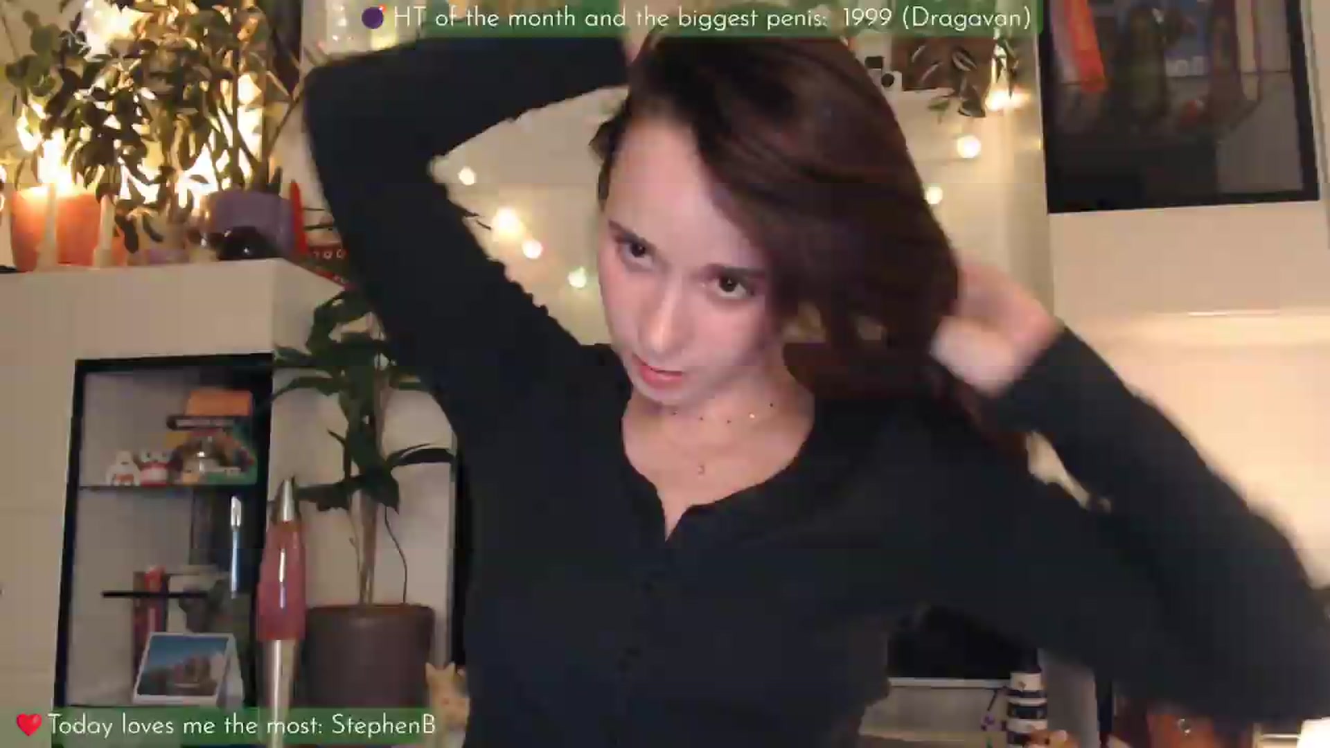 Gallery image thumbnail from LizzyPeach's myfreecams stream on, 05/13/2026, 23:43 image 15 of 20