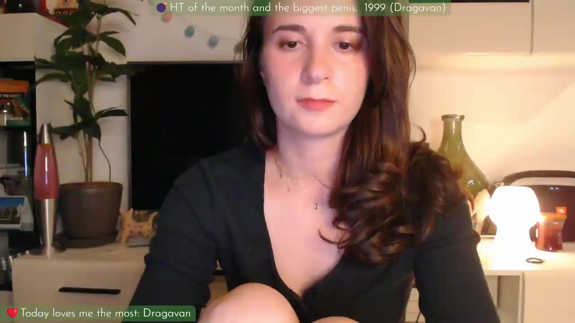 Gallery image thumbnail from LizzyPeach's myfreecams stream on, 05/19/2026, 23:23 image 14 of 20