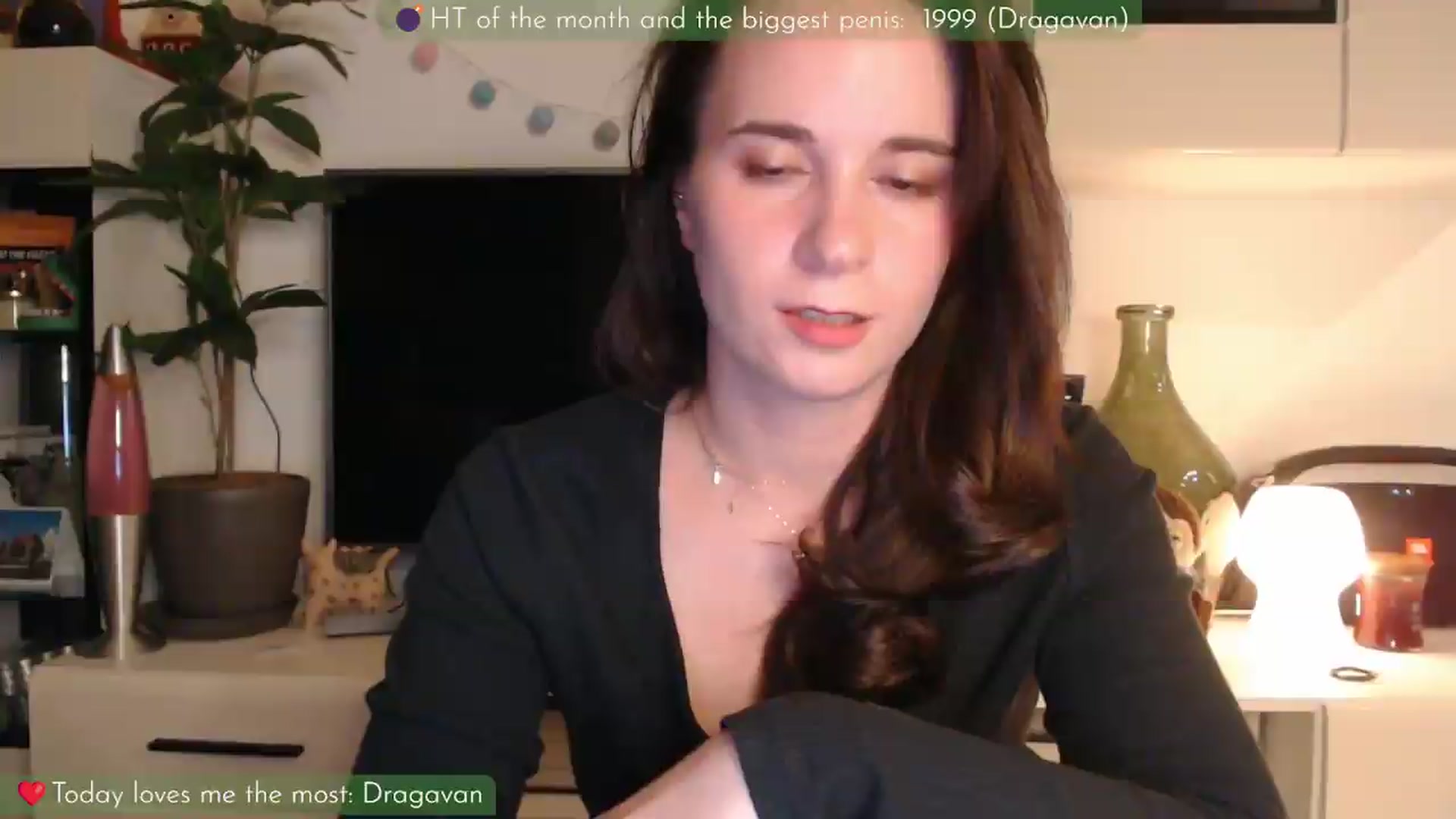 Gallery image thumbnail from LizzyPeach's myfreecams stream on, 05/19/2026, 23:23 image 15 of 20
