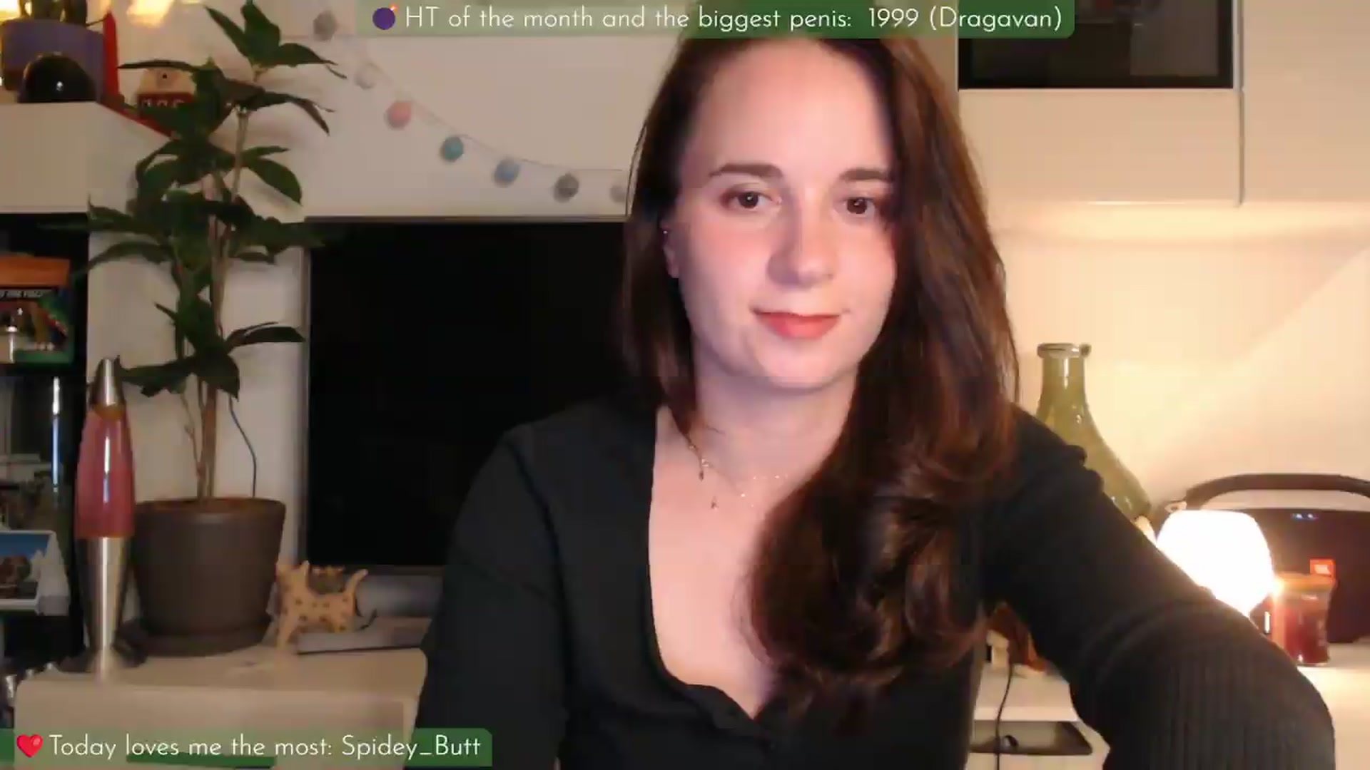 Gallery image thumbnail from LizzyPeach's myfreecams stream on, 05/19/2026, 23:23 image 4 of 20