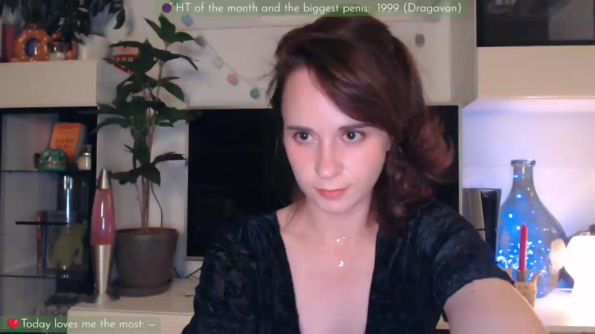 Gallery image thumbnail from LizzyPeach's myfreecams stream on, 05/26/2026, 23:38 image 1 of 20